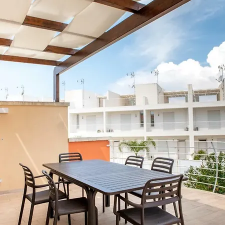 Villino Ilmarechiama * トッレ・ラピッロ