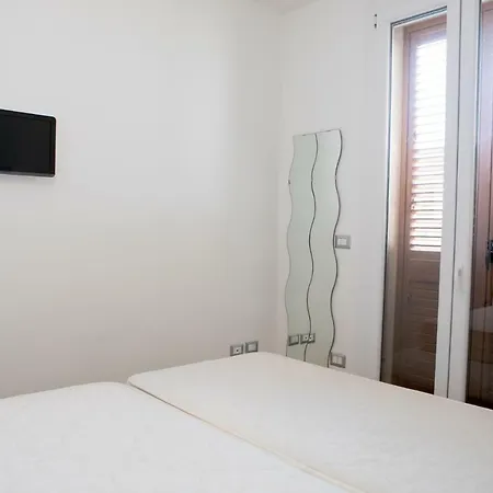 Villino Ilmarechiama * 托雷拉皮罗